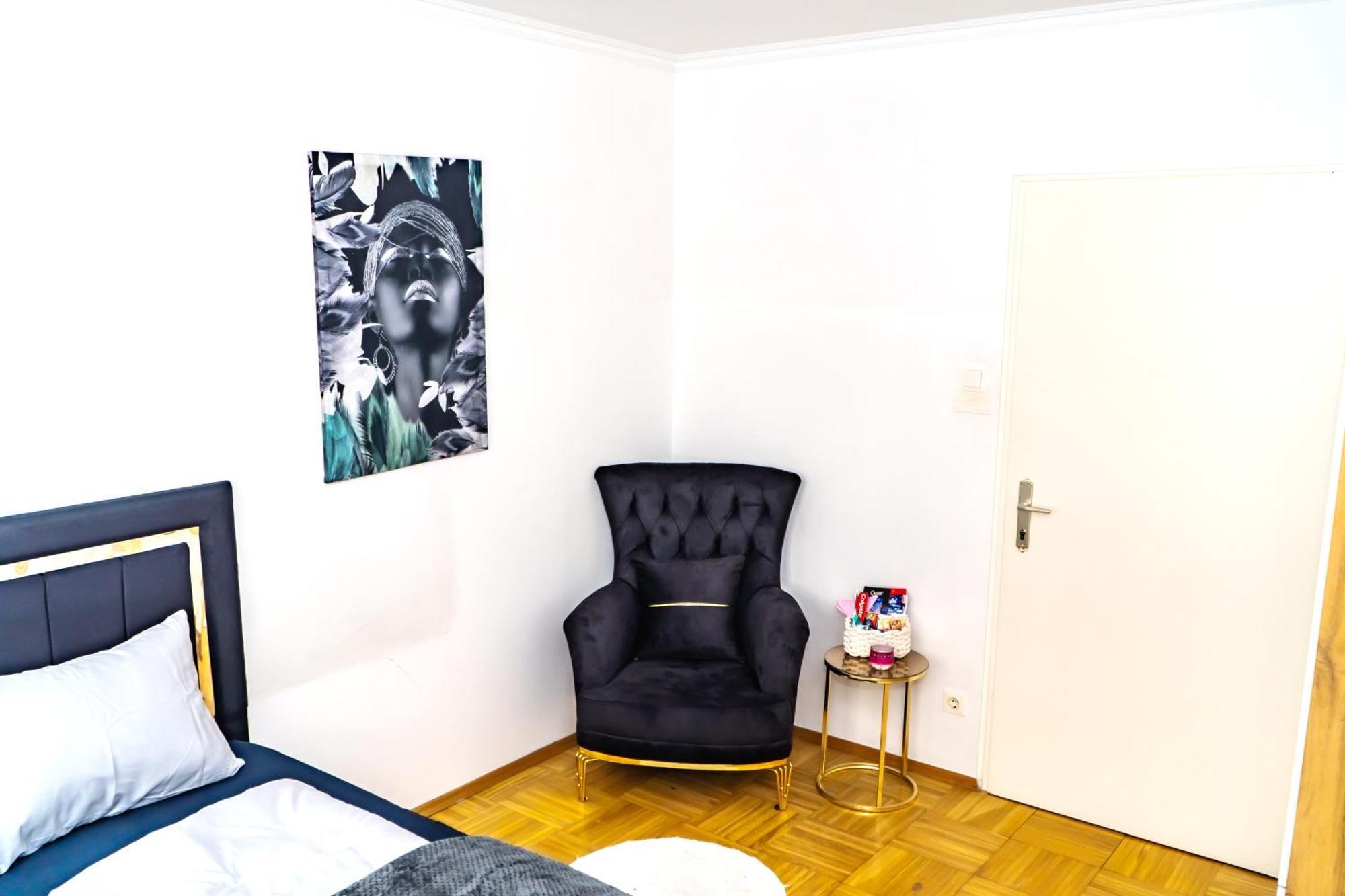 Spacious Rooms 5 Minutes To Wiener Stadthalle Viena Exterior foto