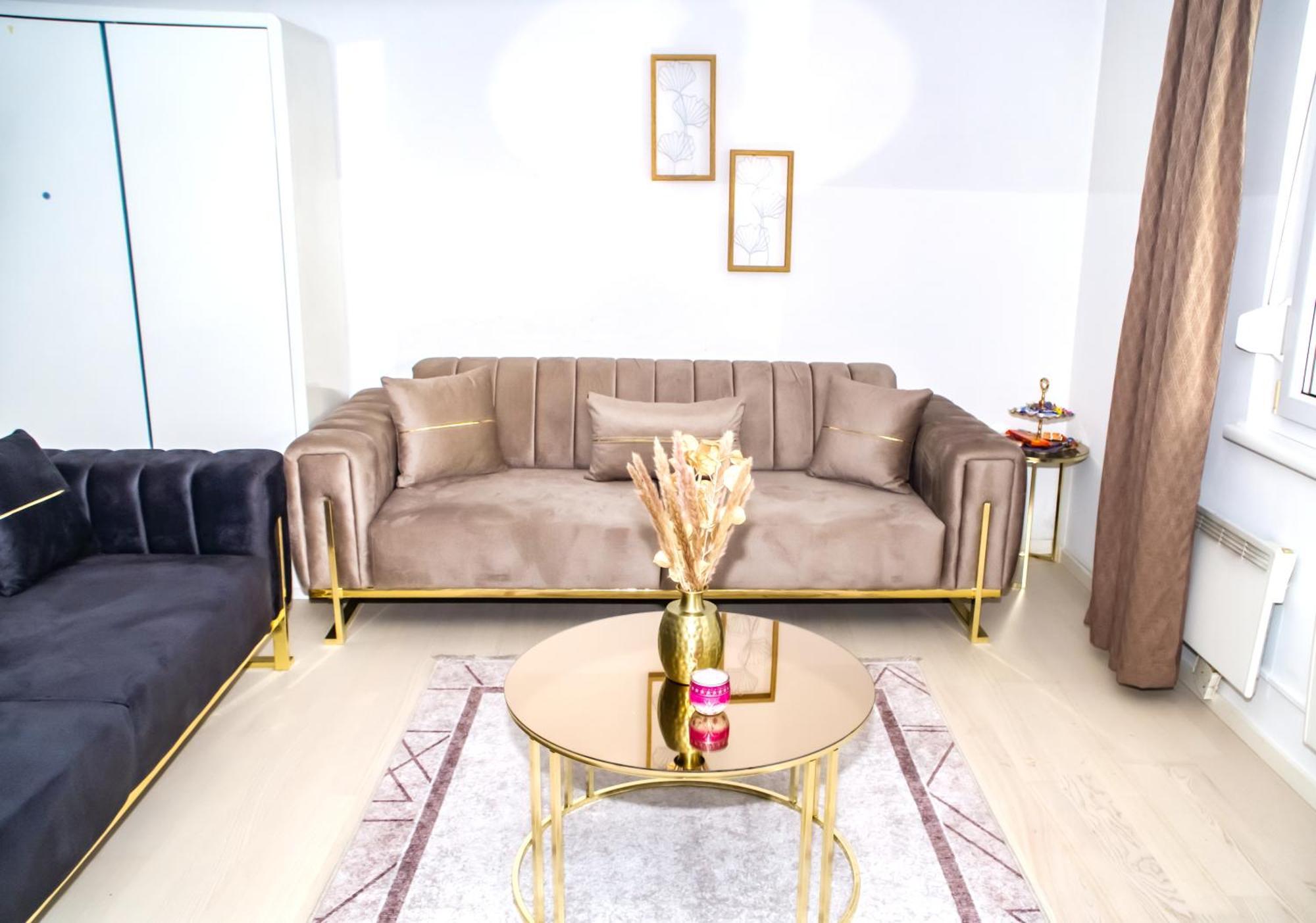 Spacious Rooms 5 Minutes To Wiener Stadthalle Viena Exterior foto